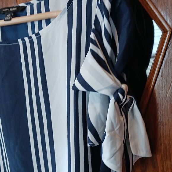 Banana Republic Striped Bow Tie Short Sleeve Blouse Silky XSMALL - Picture 6 of 12